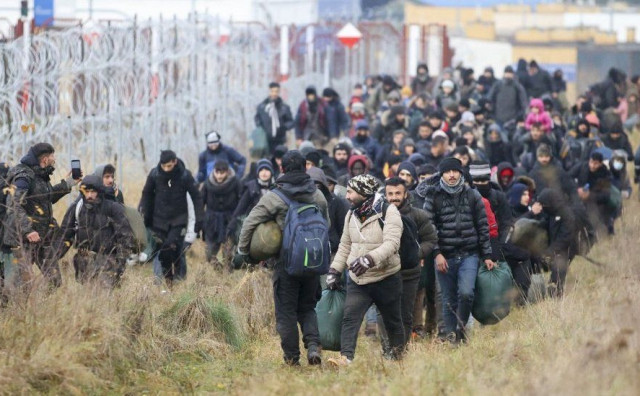 TRAŽITELJI AZILA Broj zahtjeva za azilom u EU najveći od migrantske krize