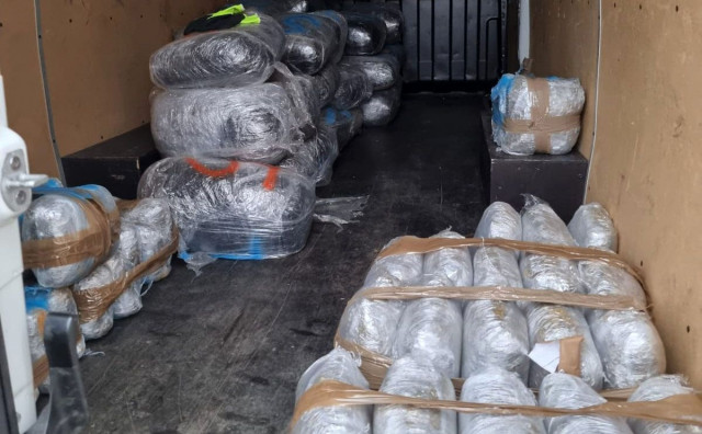 Zaplijenjena marihuana skunk akcija Transporter