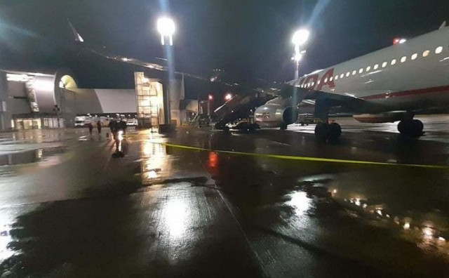 DRAMA U ZAGREBU Policija s leta za Bruxelles izbacila i izolirala 15 putnika