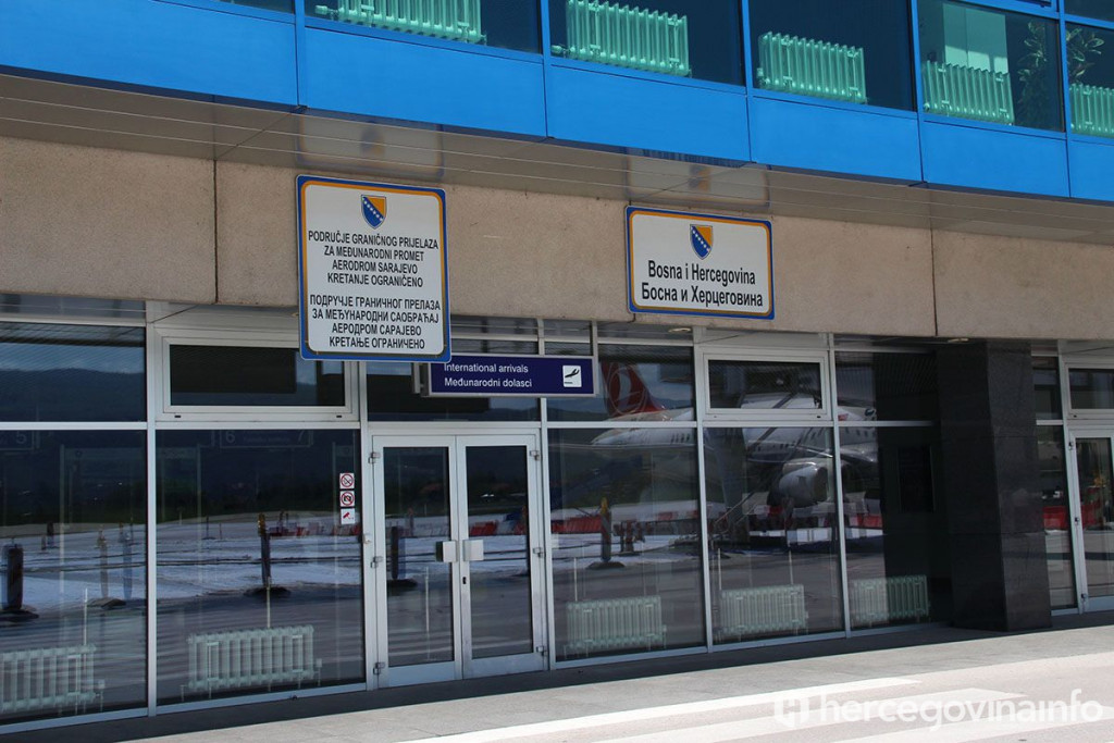 DRAMA U ZRAČNOJ LUCI SARAJEVO Odbijen mu ulazak u BiH, pa pokušao oteti pištolj policajcu