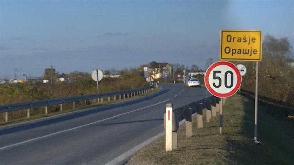 POSAVSKA ŽUPANIJA Uvodi se bosanski jezik, Srbi postaju konstitutivni narod, a službeno pismo ćirilica