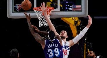 Bogdanović dobar u ludoj tricaškoj večeri, Zubac bolji od Lakersa