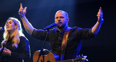 ŠIROKI BRIJEG UOČI BOŽIĆA Puna Pecara duhovnim pjesmama slavila Boga