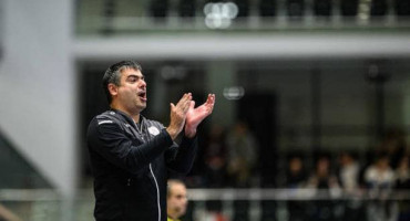 SJAJAN POSAO GORANA MELHERA U NJEMAČKOJ Klub je najprije uveo u Bundesligu, a sada je osvojio jesenski naslov