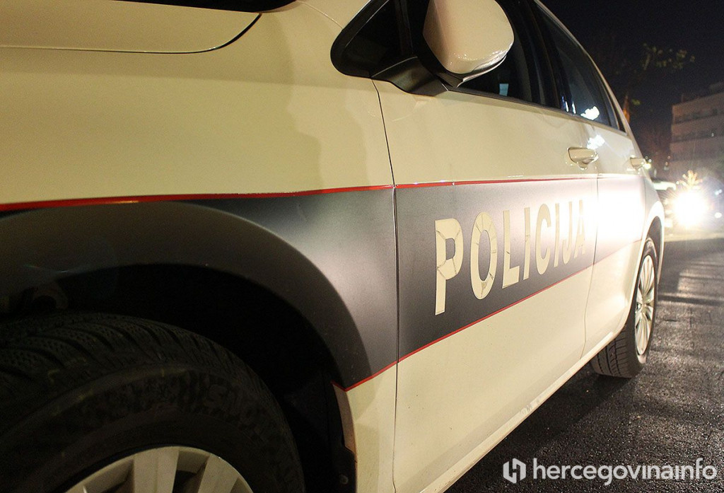 RACIJE NAKON DUGO VREMENA Policija u kafićima uhitila više ljudi zbog droge, evo gdje su sve intervenirali