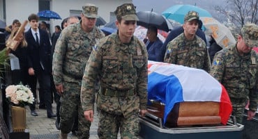 Na Kočerinu pokopan pukovnik HV-a i HVO-a Petar Martinović