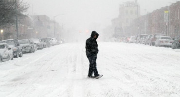 Pet država proglasilo izvanredno stanje zbog ciklon bombe, 70 milijuna Amerikanaca na udaru "povijesne" snježne oluje