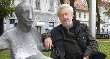 NAGRAĐENO DJELO 'Molitva svetom Franji' prevedena na 27 jezika i 5 pisama