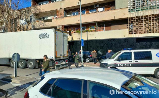 UOČENE I DUGE CIJEVI Središte Mostara blokirano zbog galerije Aluminij