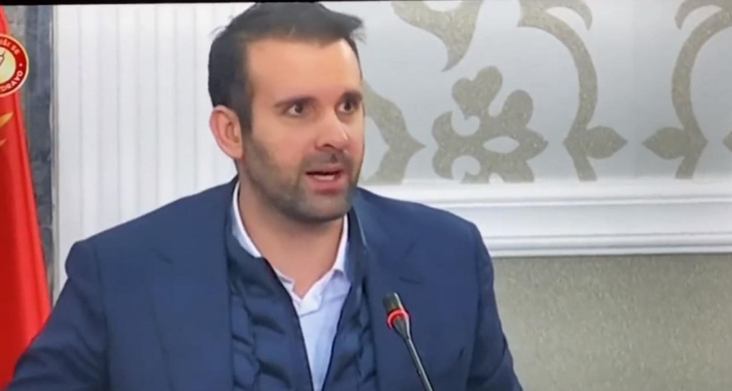 Crnogorskog ministra optužili da je nacionalist, a on počeo nabrajati odakle su mu bile bivše djevojke