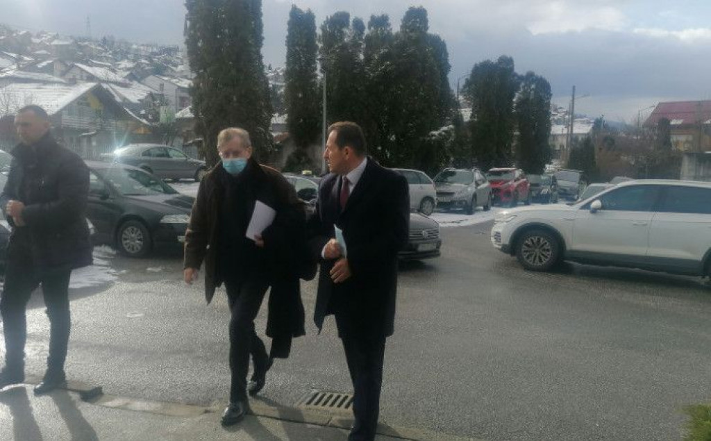 ZBOG 9,7 MILIJUNA MARAKA Počinje suđenje Selmi Cikotiću