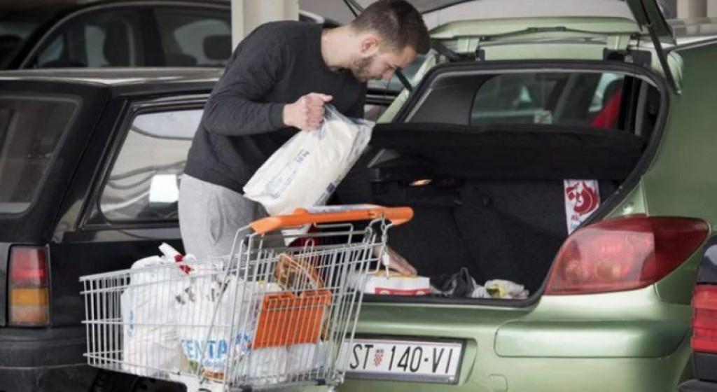 ZAHVALJUJUĆI IZLETIMA KOD NAS Neki Dalmatinci mjesečno uštede lijepe svote