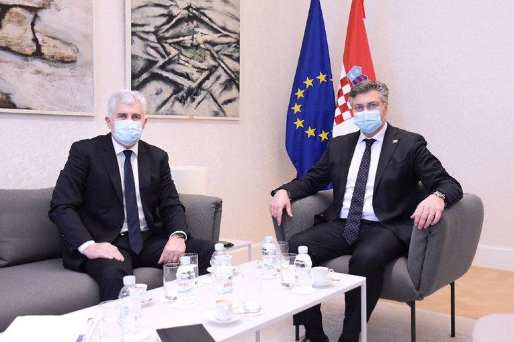 PLENKOVIĆ PRIMIO ČOVIĆA Nije se spominjala sporna izjava iz Banja Luke, evo o čemu su razgovarali