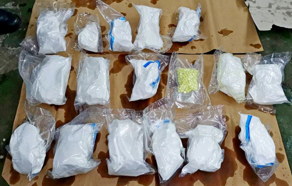 ZDŽ Službenici policije presreli auto i pronašli drogu vrijednu oko 300.000 KM