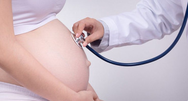 Ginekolog vlastitom spermom začeo najmanje 21 dijete
