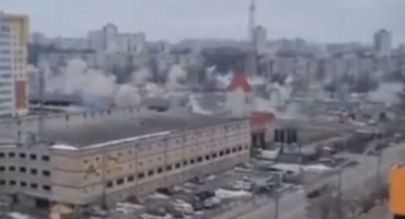 DOK TRAJU PREGOVORI Rusi granatiraju Harkiv, deseci poginulih,  stotine ranjenih