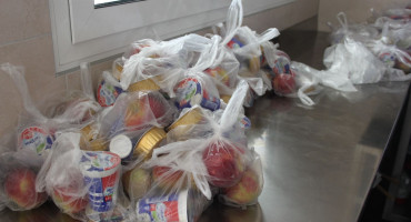 Za službene automobile BiH je dala 18 milijuna KM, a 40.000 ljudi je u potrebi za hranom