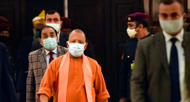 NIŠTA PACIFIZAM I TO Hinduistički monah poznat po antimuslimanskoj retorici u Indiji mogao bi postati premijer