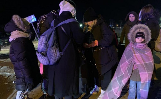 KAOS NA POLJSKOJ GRANICI Ukrajinske izbjeglice čekaju i po 60 sati na ulazak