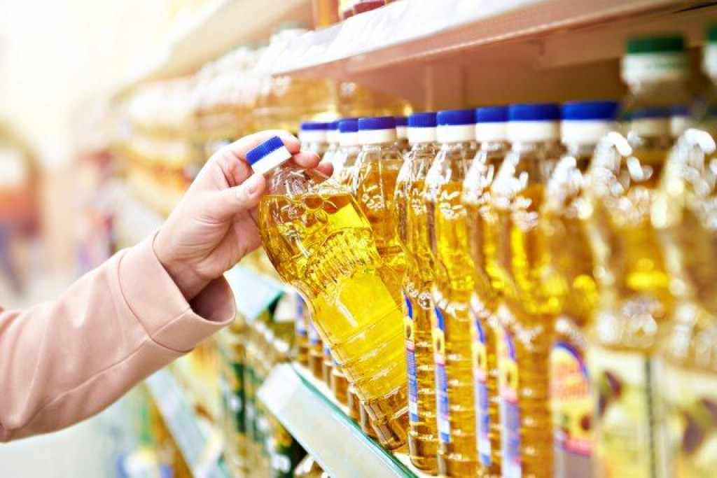 OGRANIČENJA Španjolci mogu kupiti samo 3 litre ulja, a u Italiji će se ograničiti potrošnju struje i plina