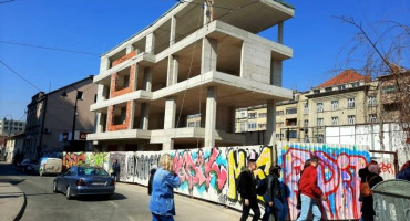 AJNADŽIĆ POTPISAO, MANDIĆ ŽMIRI Kako je 'Max Media“ pobijedila državu gradeći objekat uz nelegalnu dozvolu