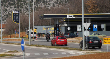 Benzinska crpka cijena goriva
