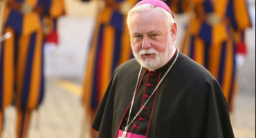 DRŽAVNI POSJET Vatikan šalje državnog tajnika u Mostar, Sarajevo i Banju Luku