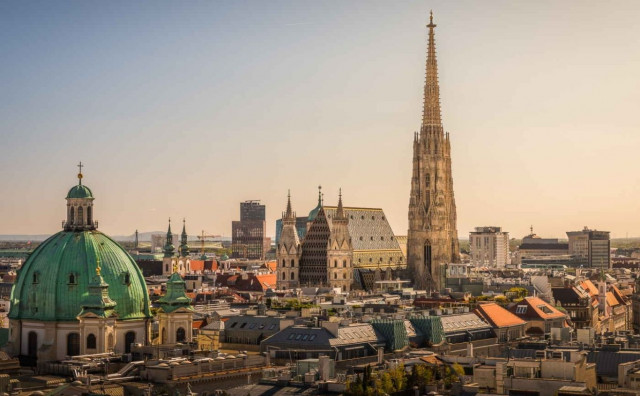 NEZGODAN TRENUTAK Katedrala u centru Beča neprekidno zvonila 20 minuta