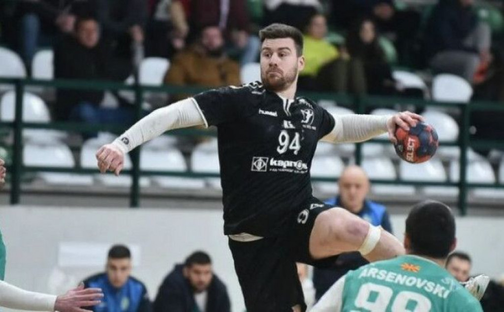 PRIOPĆENJE BOLNICE "Hrvatski rukometaš nije pretučen i nema tragova nasilja, ali mu se borimo za život"