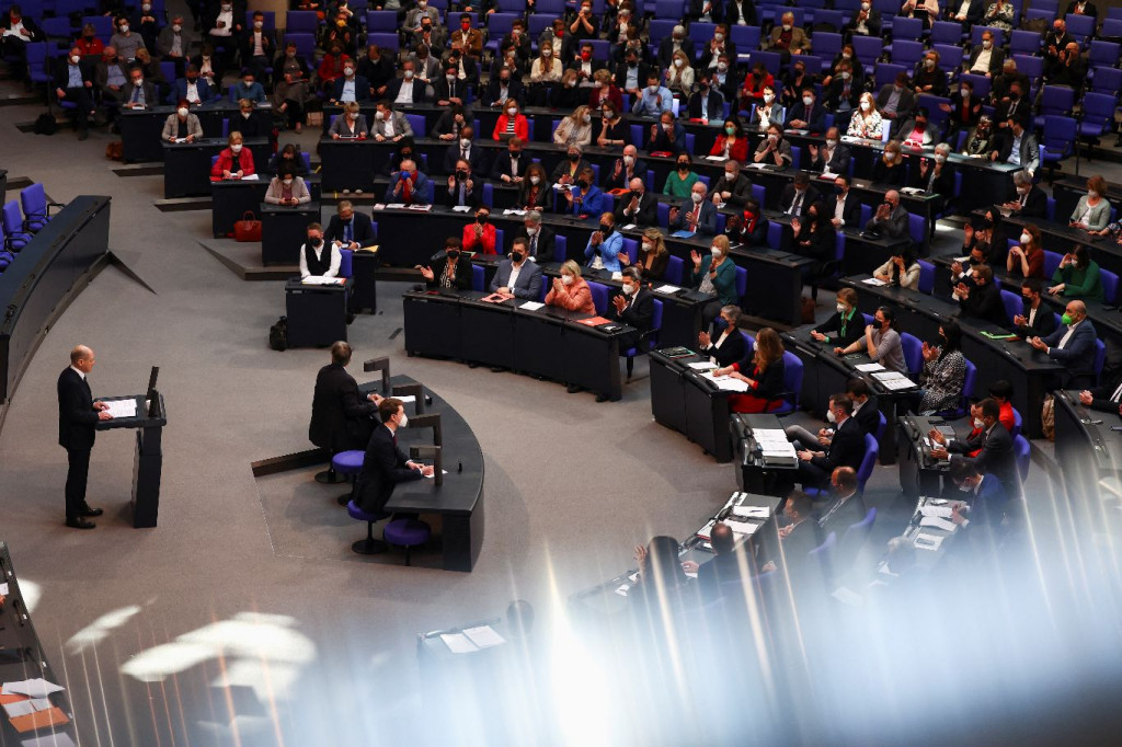BUNDESTAG Zatražene sankcije za Republiku Srpsku, izbora u BiH mora biti