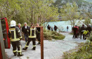 TEŠKA NESREĆA Cisterna sletjela u jezero kod Drežnice, osam ljudi u bolnici