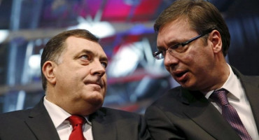 OKREĆE MU LEĐA Aleksandar Vučić za savjetnika uzeo velikog protivnika Milorada Dodika