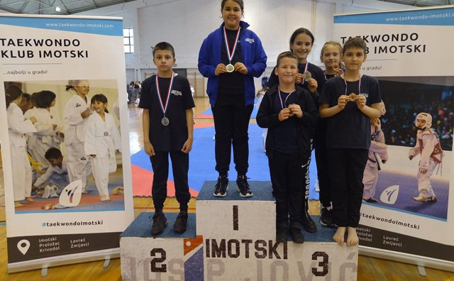 Novih šest medalja u vitrini mostarskog taekwondo kluba