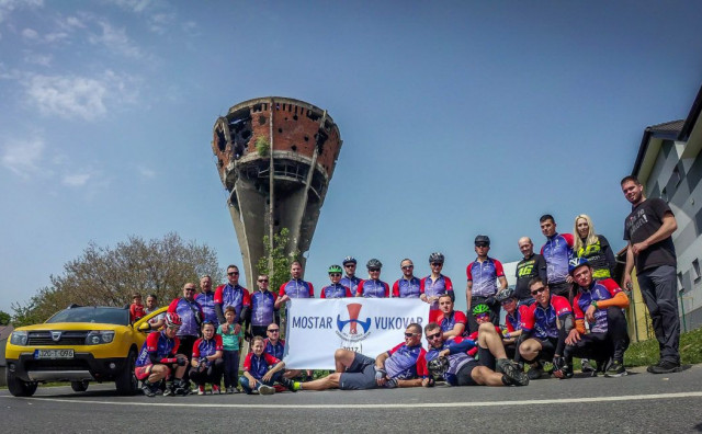 MOSTAR ZA VUKOVAR Hercegovački biciklisti deseti put pedalaju do Grada heroja
