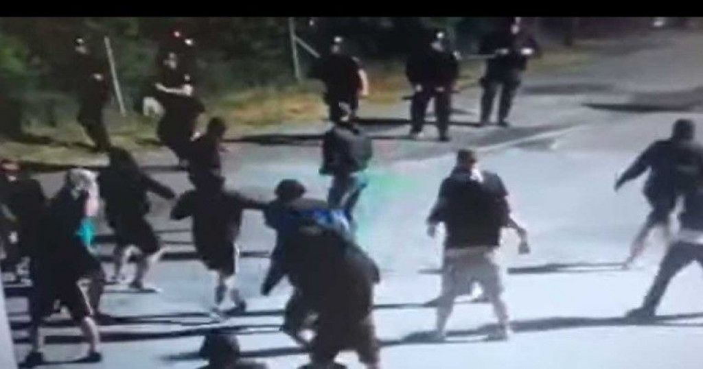 Određen zatvor za preko 40 navijača Hajduka za napad na policiju, zbog posebnih mjera u zagrebačkom zatvoru nemaju dovoljno mjesta