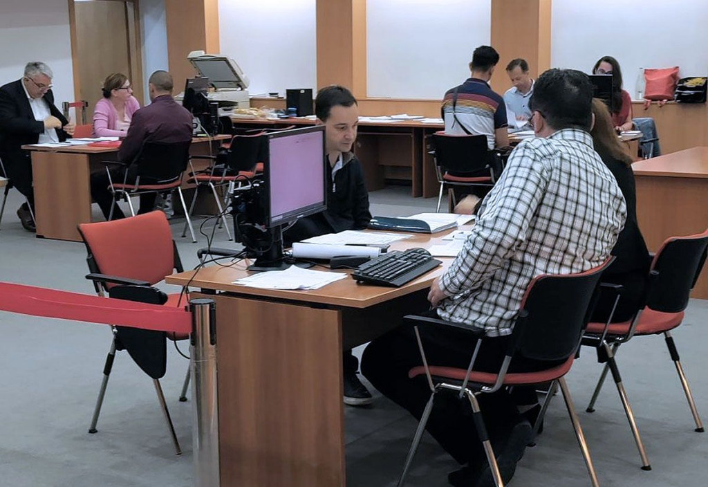 SIP novčano kaznio 51 političku stranku