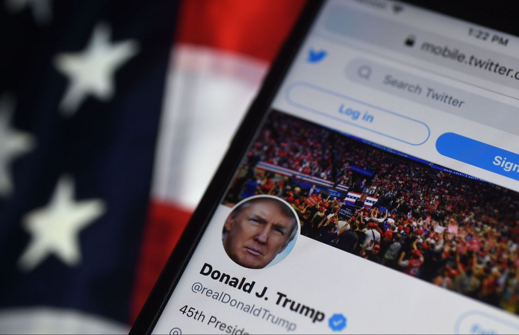 POVRATAK OTPISANIH Elon Musk kao novi vlasnik Twittera vraća Donalda Trumpa na društvene mreže