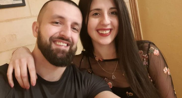 ISPOVIJEST SUPRUGA PREMINULE TRUDNICE 'Na porodu su mi ubili ženu i kćer. Dva sata nitko nije primijetio krvarenje...'