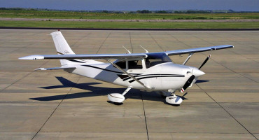 Cessna 182