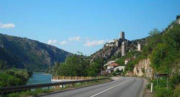 Promet na relaciji Mostar - Čapljina obustavljat će se tri puta dnevno, poznate satnice i preporučene zaobilaznice