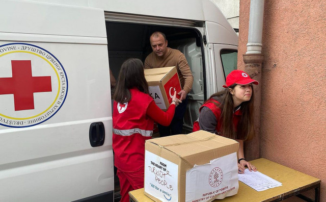 POSEBAN MJESEC Crveni križ za mjesec dana podijelio više od 2100 paketa hrane i higijene