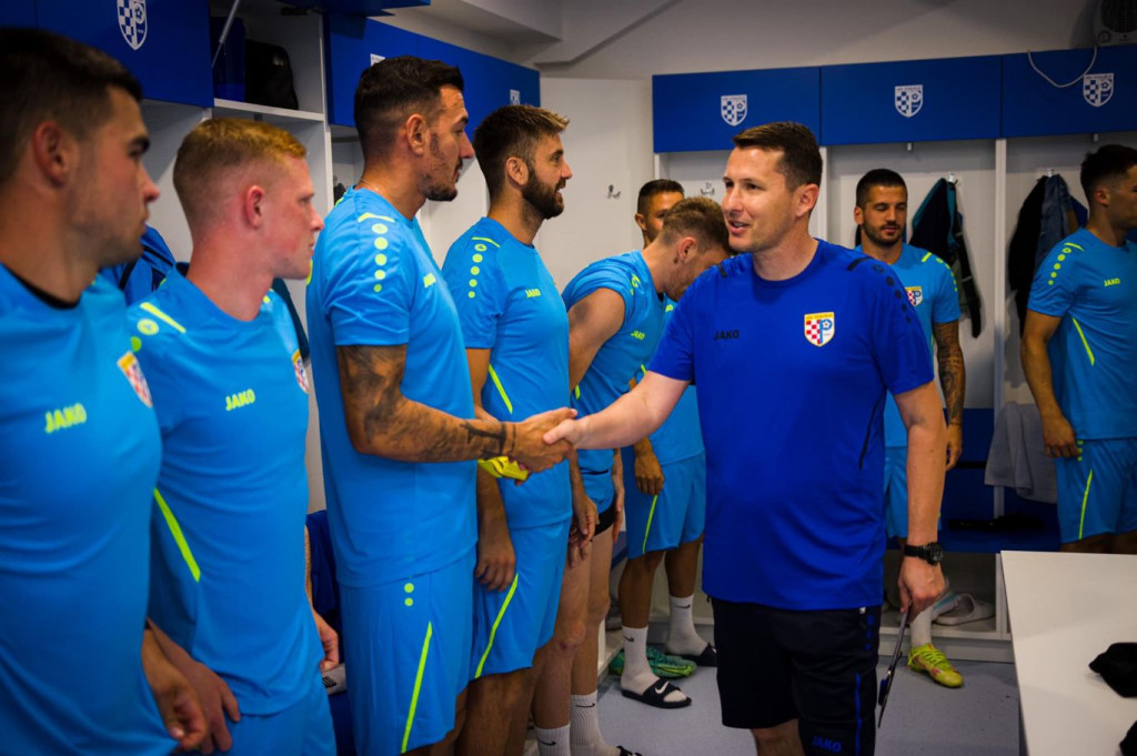 RADNO NA MOKROM DOCU Ferdo Milin prozvao igrače, Toni Jović pojačao Posušake