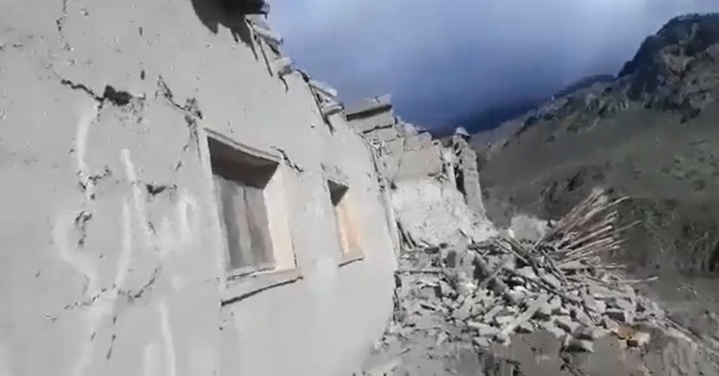 Snažan potres pogodio Afganistan, poginulo najmanje 250 ljudi
