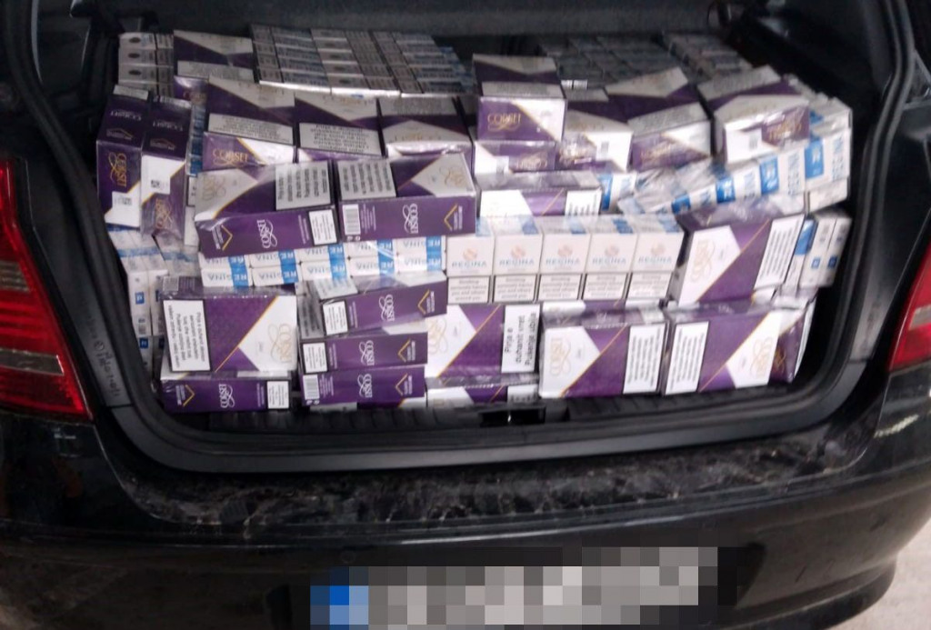 KRENUO PREKO GRANE Državljanin BiH i RH kroz Hercegovinu krijumčario pun prtljažnik cigareta
