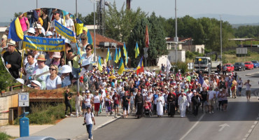'Hodnja mira' stigla u Međugorje, isticali se Ukrajinci koji su molili za mir u svojoj zemlji i prestanak rata