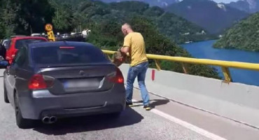Smeće,Neretva,bmw