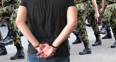 UDRUŽILI SE Uhićeni visokorangirani pripadnici ministarstva obrane