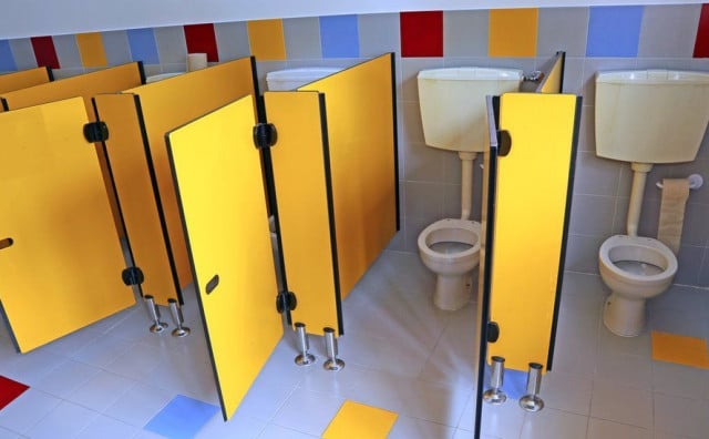 RODNO NEUTRALNI Škola u Ulmu uvela jedan zajednički toalet za dječake i djevojčice