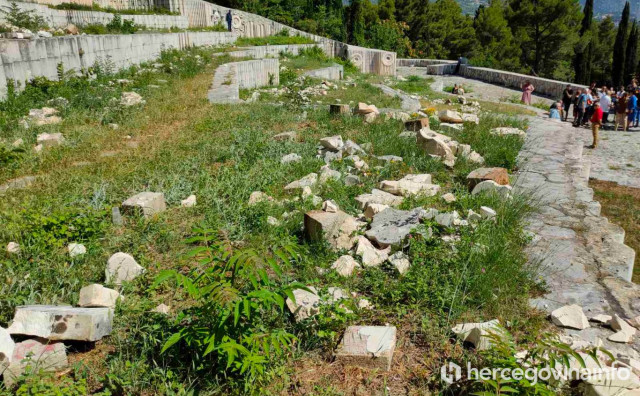ODLUKA 200.000 maraka za obnovu Partizanskog groblja