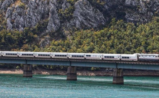 DIREKTNO NA MORE Nakon osam i pol godina ponovno kreće vlak od Sarajeva do Ploča